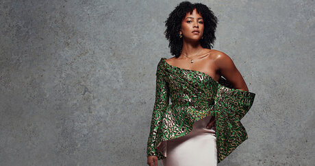 Lou Llobell star du porno adulte image