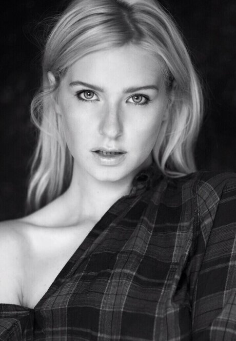 Jess Davies star du porno sexy galerie