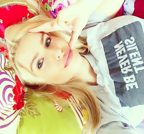 cosplay gros seins onlyfans haut gratuit images