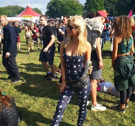 Jess Davies étoile adulte galerie