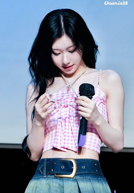 Chaeryeong actrice de grande qualité galeries