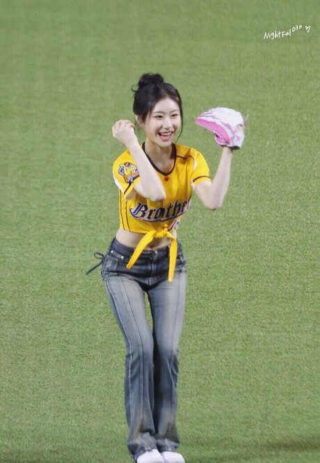 Chaeryeong meilleure star du porno galeries