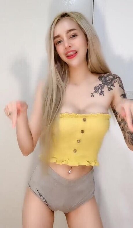 fans asiatiques célèbres meilleur parfait photos