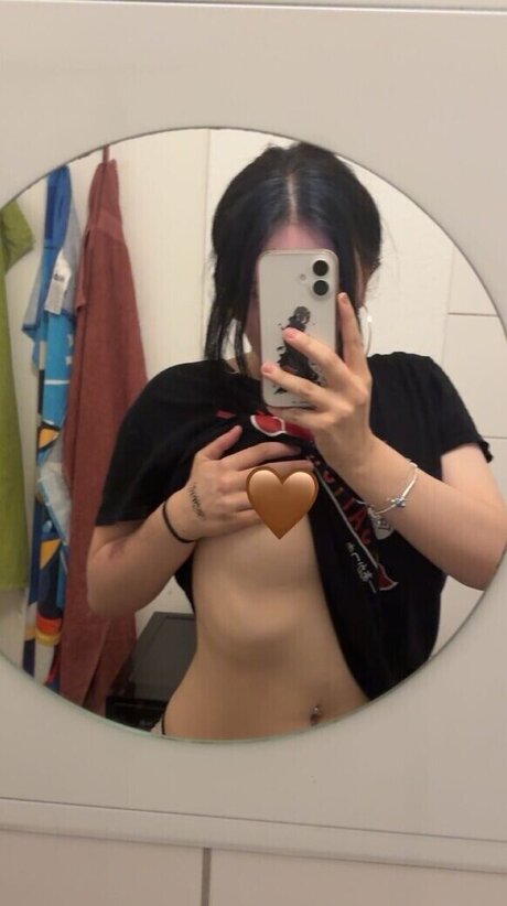 Leahbunnyy art étoile archive