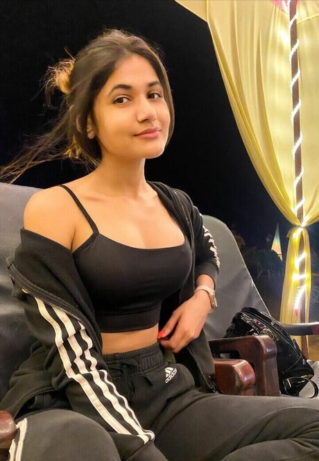 Soniya Khatri actrice collection