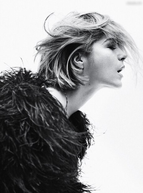 Selma Blair modèle artistique img