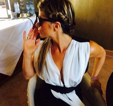 Panagiota Petridou meilleur modèle des photos