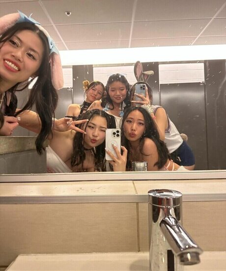 dalcompeach modèle nu img