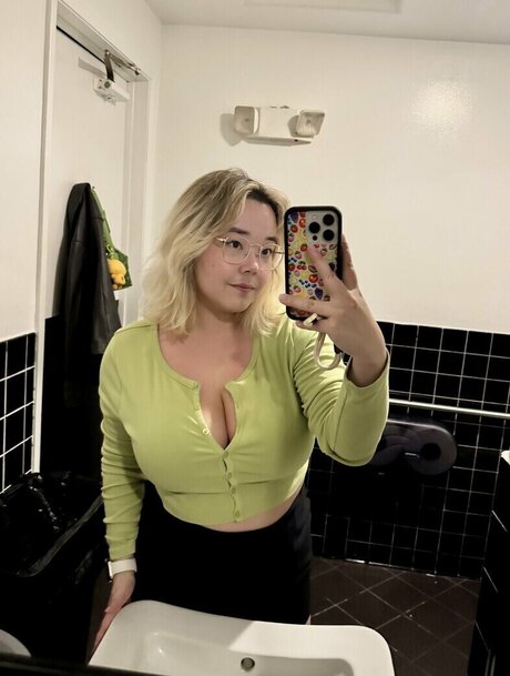 visage blond uniquementfans porno parfait galerie