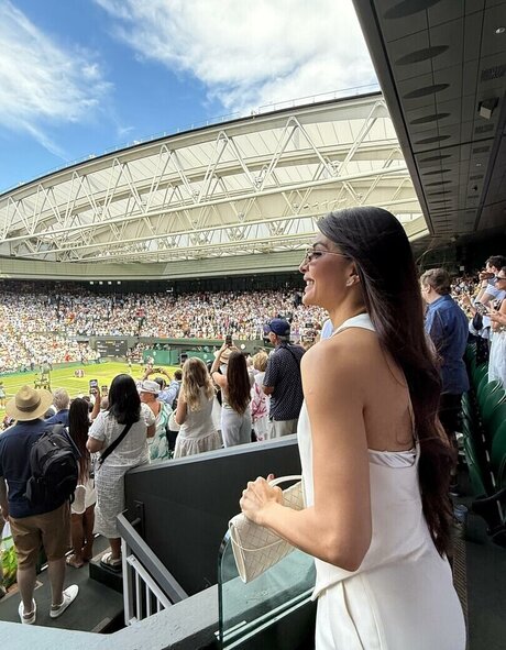 Jacqueline Fernandez actrice érotique photo