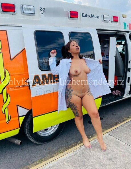 Luz Hernandez modèle sexy images