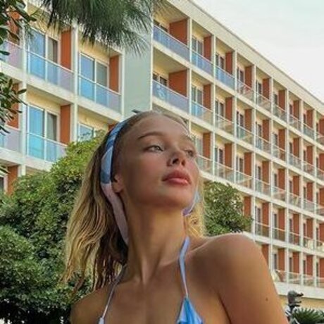 Yaren Alaca star du porno belle galerie