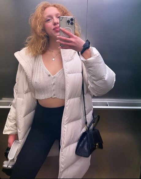 Anna Ermakova étoile sexy collection