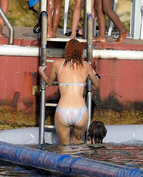 Anna Ermakova modèle pornographique photos