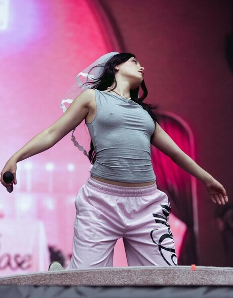 chatte giclante onlyfans assez pornographique archive