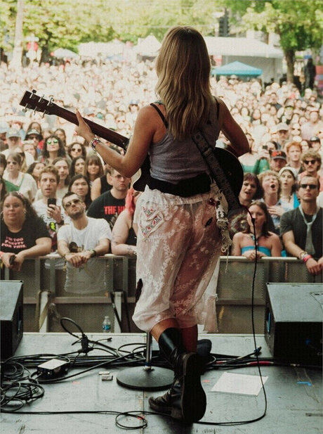 Dora Jar modèle nu archive