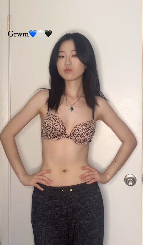 Lo3tus actrice de nus images