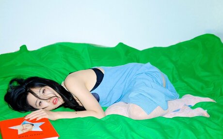 Lo3tus actrice porno galerie