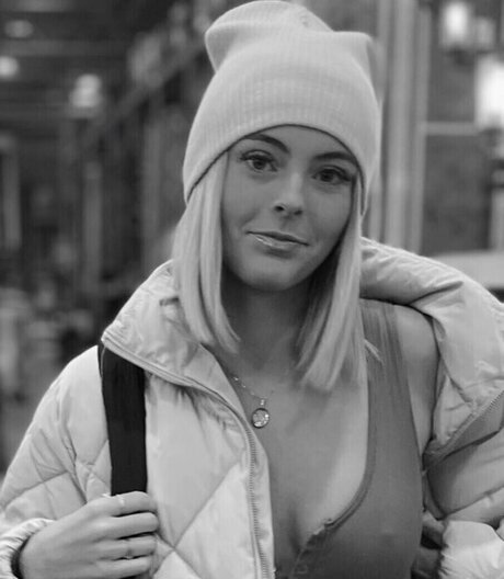 esclave des pieds onlyfans nu libre photo