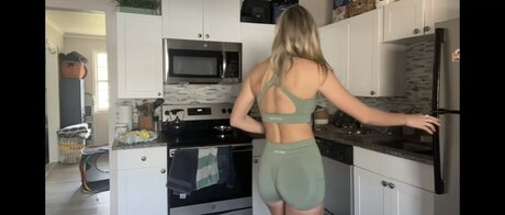 Beez ASMR nus étoiles archive