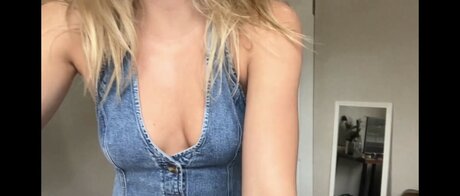 Beez ASMR star du porno chaud archive