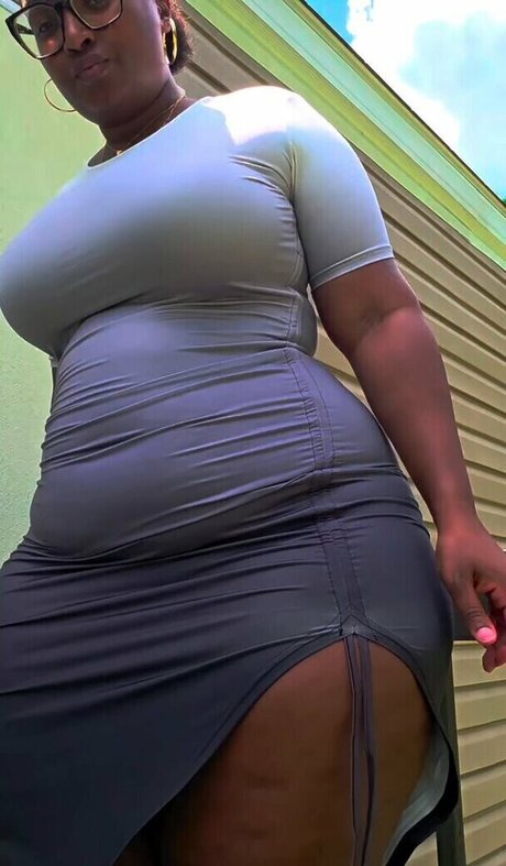 Miaa Sapphire sexe star du porno collection