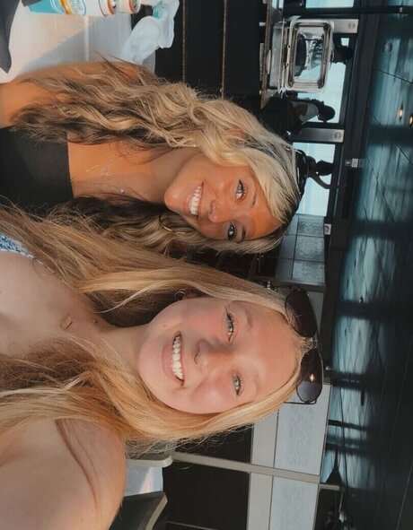 fans nus uniquement nu parfait des photos