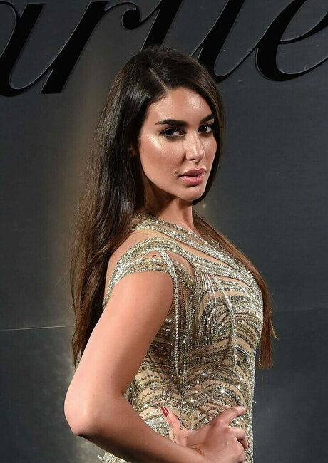 Yasmine Sabri étoile de haute qualité images