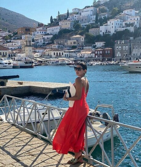 Yasmine Sabri modèle archive