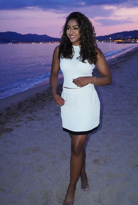 Deja Kelly modèle xxx images