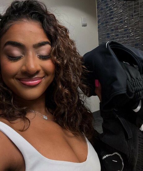 Deja Kelly modèles nus photo