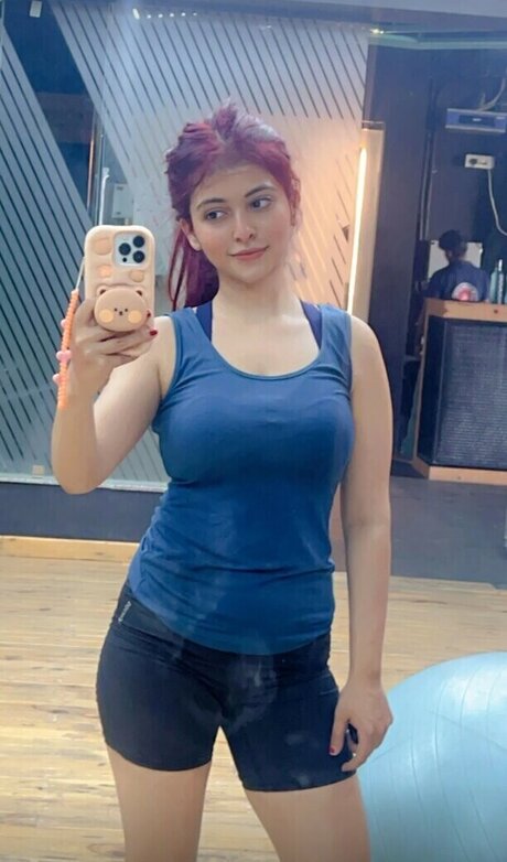 Riya Pandey étoile xxx galeries