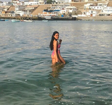 Camila Erika Montengro Rubina star du porno nue galerie