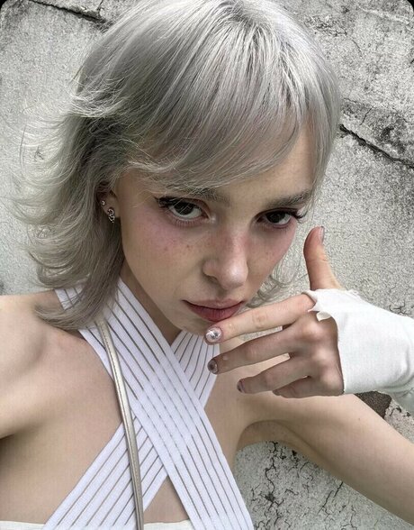 Sophie Powers modèle porno image