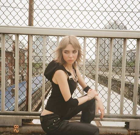 Sophie Powers actrice porno archive