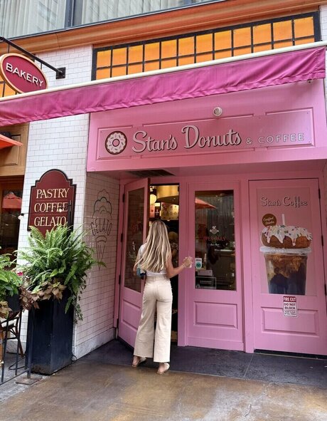 Chloe Rigdon nus étoiles photo