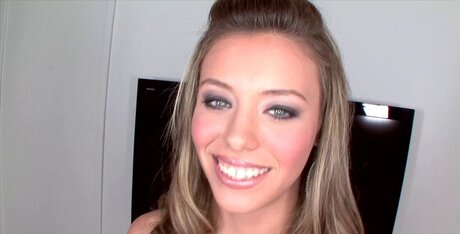 Kara Finley belle étoile galeries