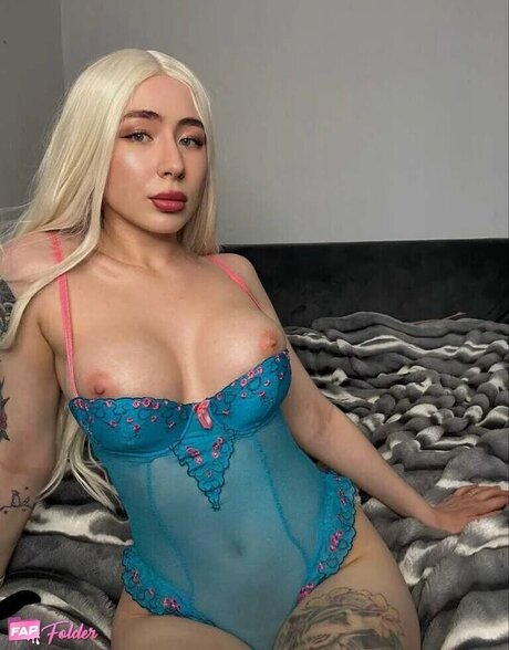 nisaatane star du porno en haute qualité photos