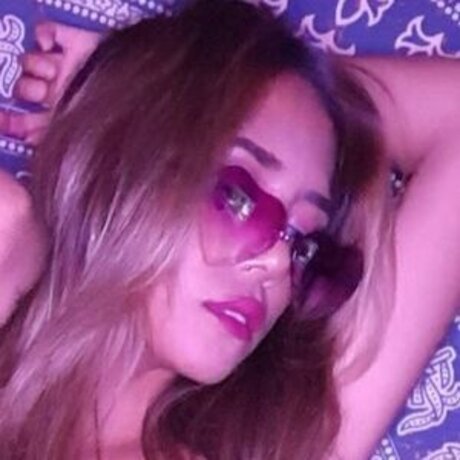 Saturnna Moon modèle gratuit photos