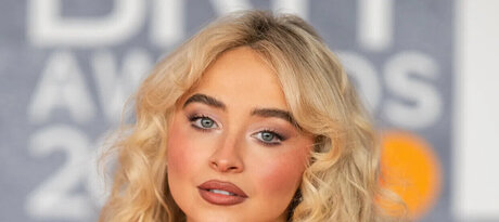 Sabrina A Carpenter modèle parfait image