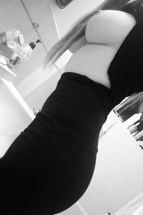 BrittanyCutie actrice de nus images