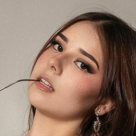 Marianahoyosr modèle meilleur img