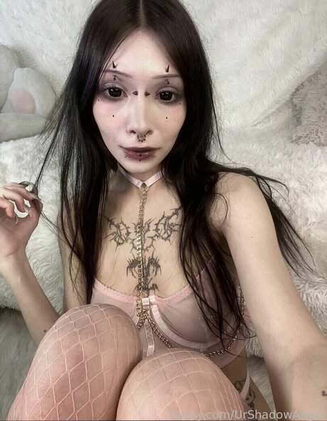 UrShadowAngel modèle sympa galerie