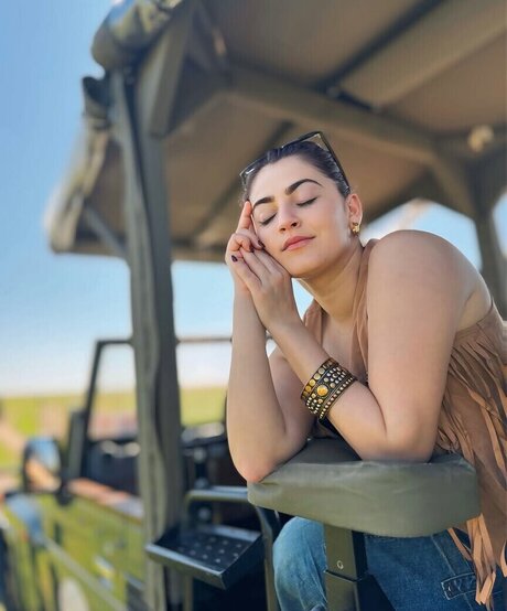 Shivaleeka Oberoi jolie star du porno galerie