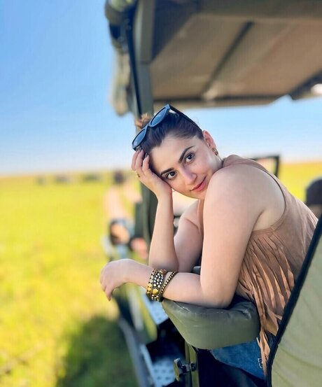 Shivaleeka Oberoi jolie star du porno archive