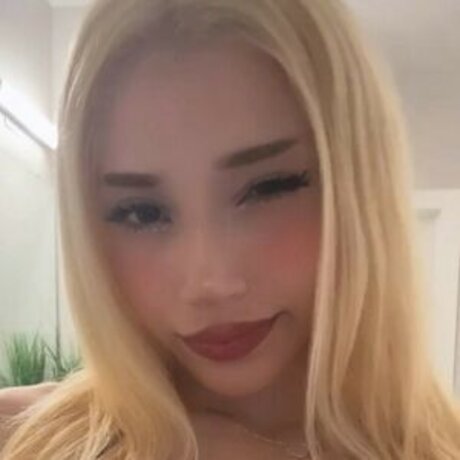 xoxo yura modèle gratuit photos