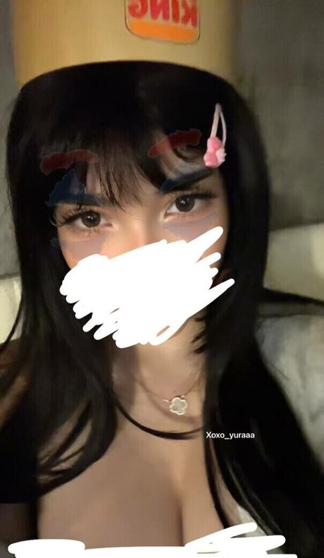 xoxo yura modèle hd photos