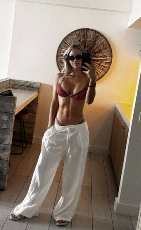 Calah Mack modèles nus image