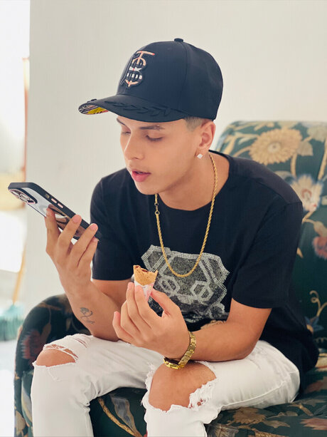 Ronny Rodr guez xxx étoile image