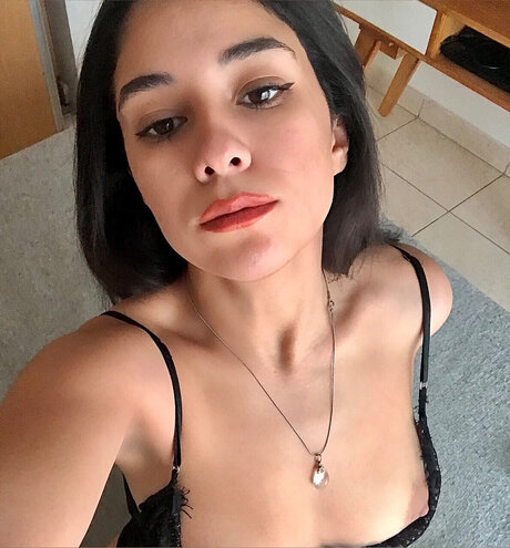 AGNES art modèle galerie